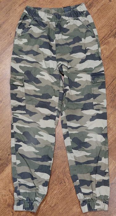 Spodnie moro jogger H&M DIVIDED EUR 34