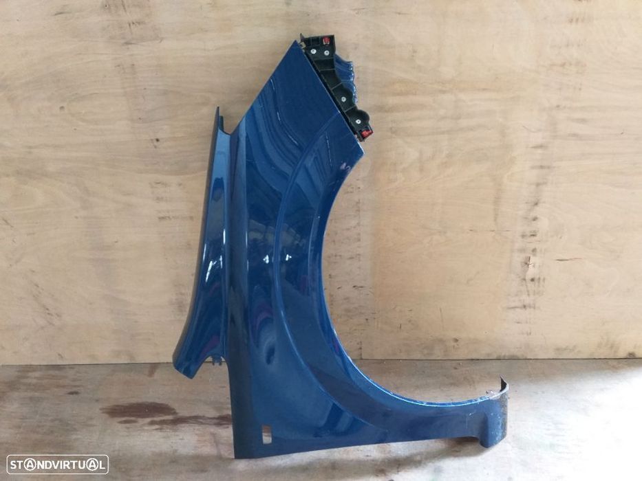 Guarda lamas direito Opel Zafira B  (azul)