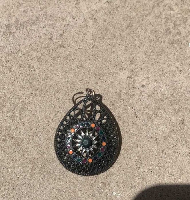 Brinco oval, rendilhado, 3,5 cm, rosa e prateado
