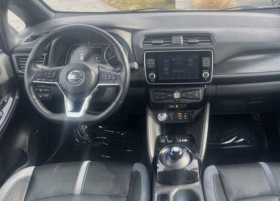 Nissan LEAF SL Plus      2019