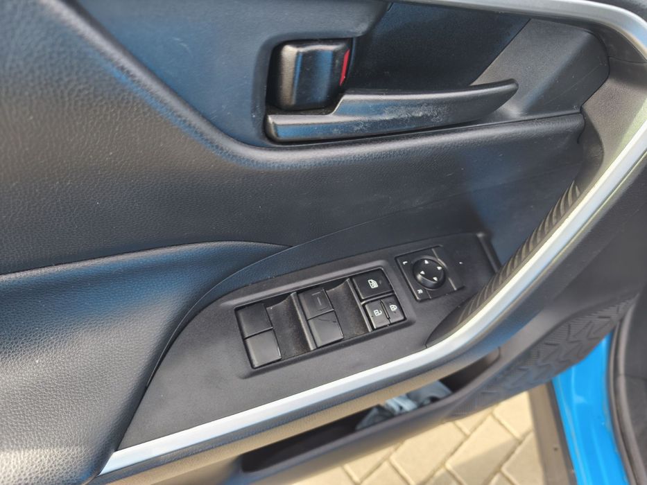 Toyota RAV4 2020 гібрид
