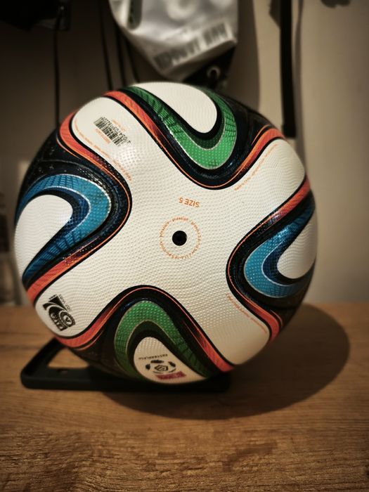 Adidas brazuca 2014 omb