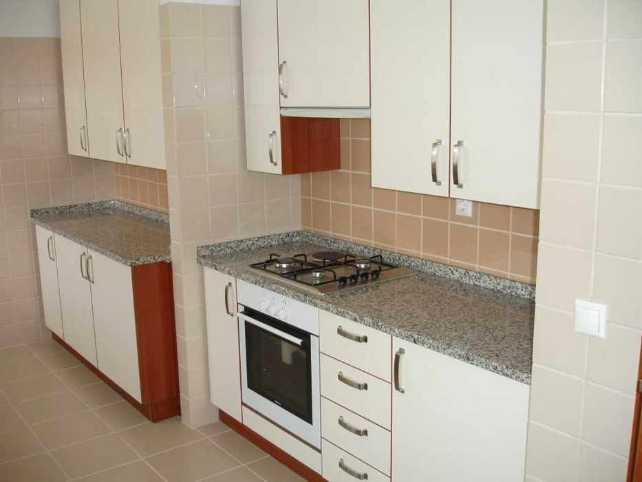 Quarto individual na Alta de Lisboa 350€ Estudantes