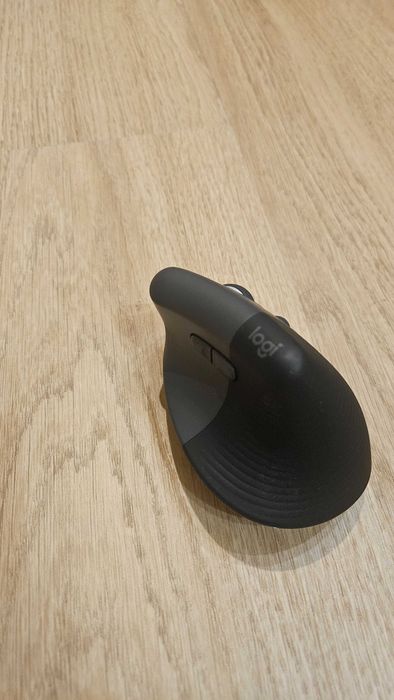 Logitech Lift myszka