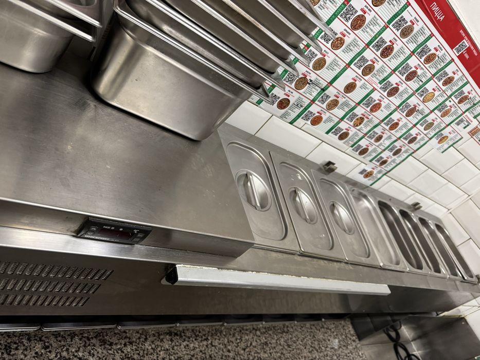 Продам холодильну вітрину