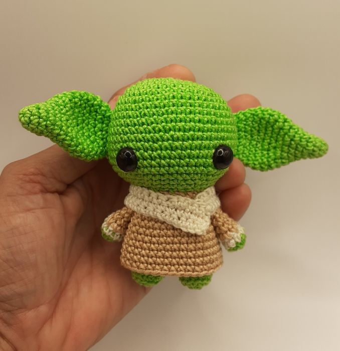 Porta chaves Baby Yoda em crochet