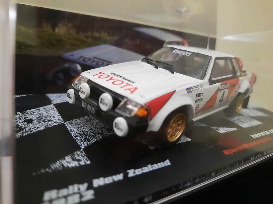 Miniaturas diversas 1/43