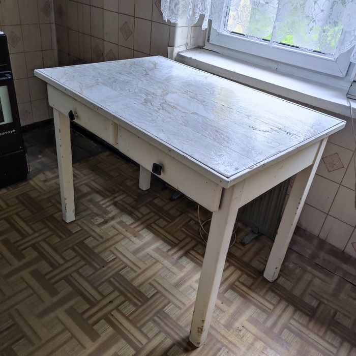 Stół kuchenny około 100/70 cm wys.80