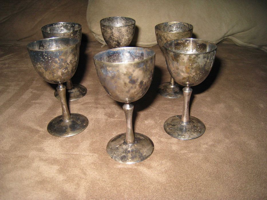 Kieliszki posrebrzane z PRL, met 1