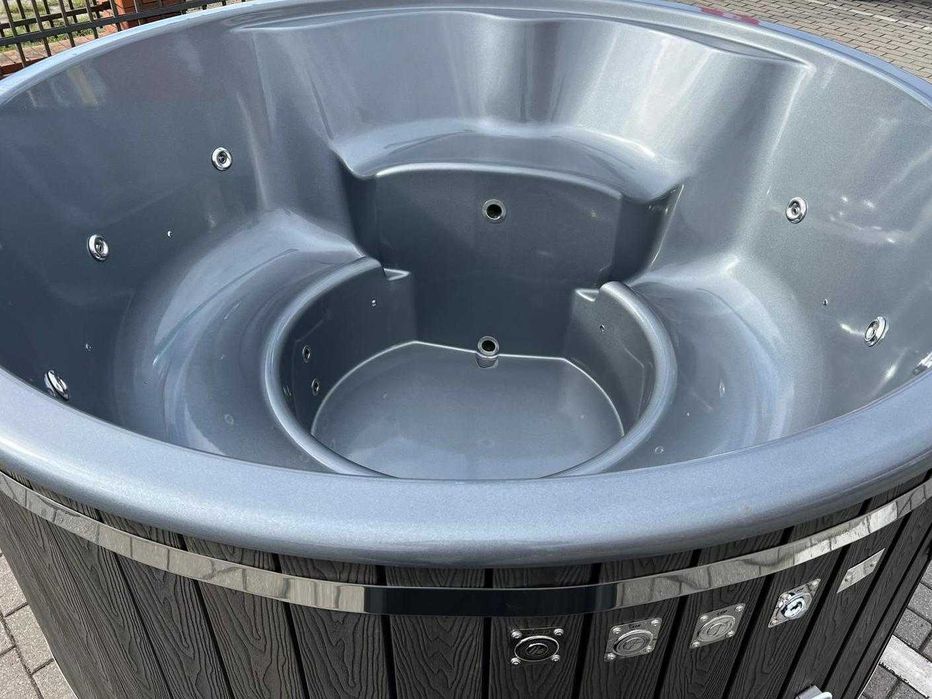 Balia bania ogrodowa spa jacuzzi hydromasaż aeromasaż gorąca beczka
