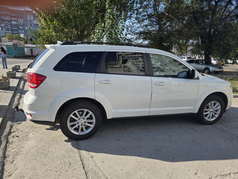 Продам автомобіль Dodge Journey