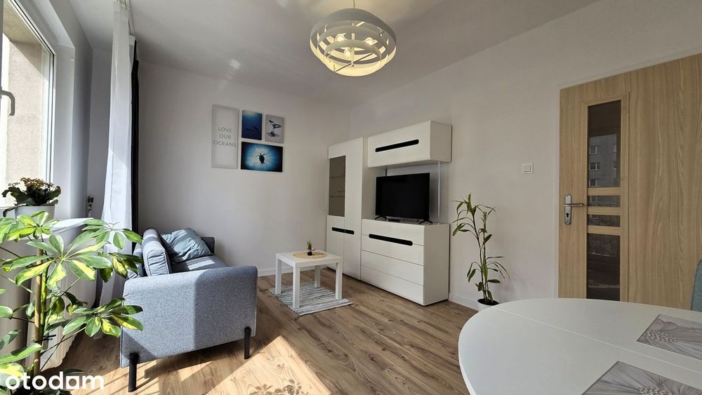 42 m2, miejsce postojowe w cenie