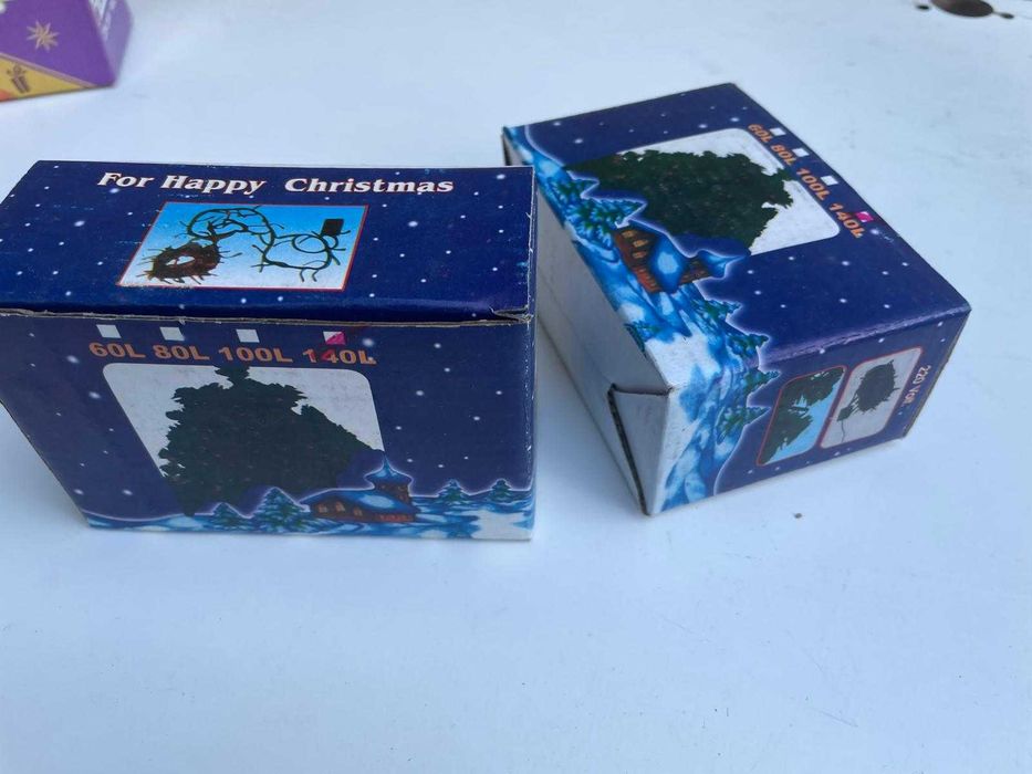 Lote de Luzes de Natal – Novas, 12 Caixas, Total 1.760 Luzes