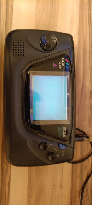 Sega game gear + картриджи продам