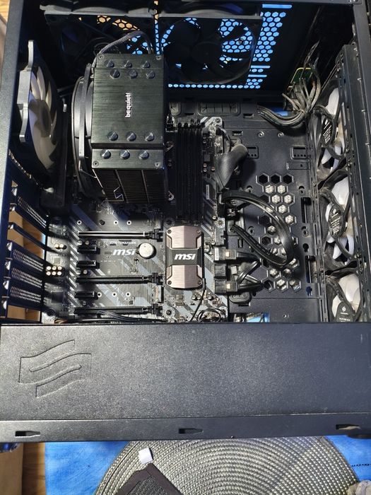 Komputer stacjonarny obudowa, procesor zasilacz płyta główna