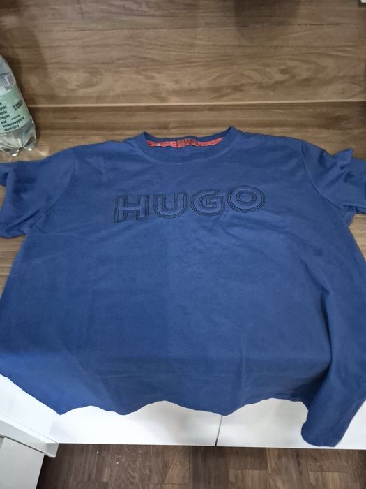 T-shirt Hugo Boss roz L premium