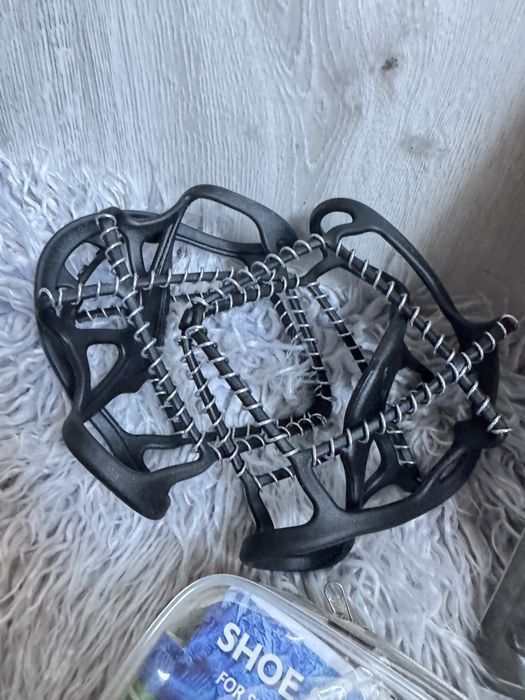 Nakładki na buty do śniegu