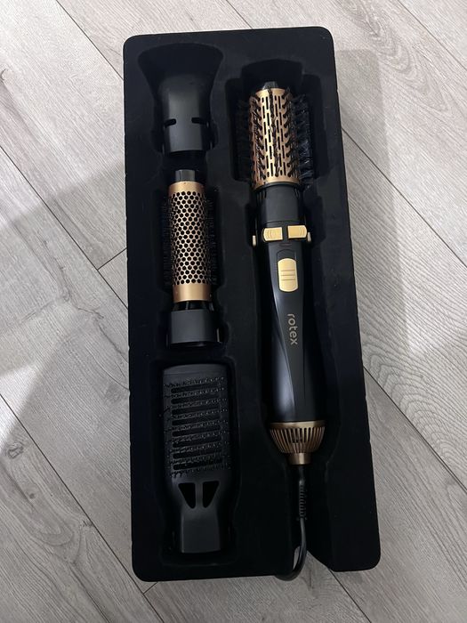 Фен - щітка Rotex RHC490-T