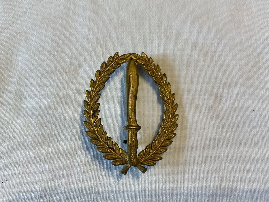 Crachá antigo, distintivo dos militares Fuzileiros