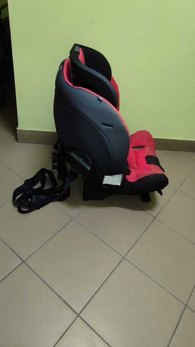 Axkid minikid fotelik 9-25 kg