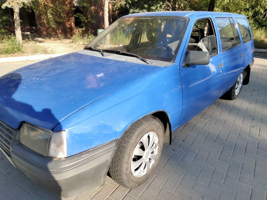 Продам Opel Kadett caravan