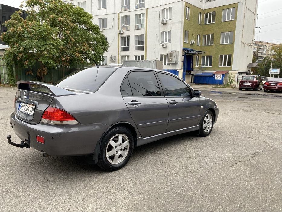Продам хозяйский Lancer 9