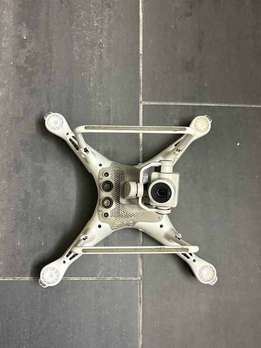 DJI Phantom 4 Pro recondicionados completos a funcionar completemente e revistos (2 disponiveis) + explicação de funcionamento