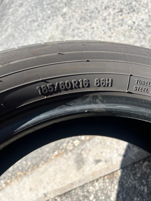 185/60/16 Toyotires 2 pneus