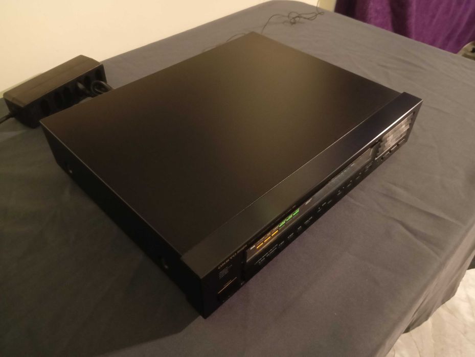 Tuner Onkyo T-4650 Integra
