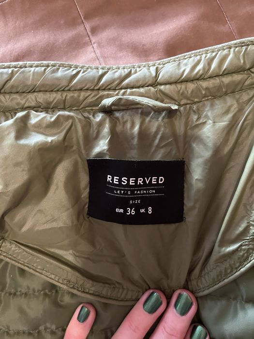 Куртка вітровка reserved XS/S