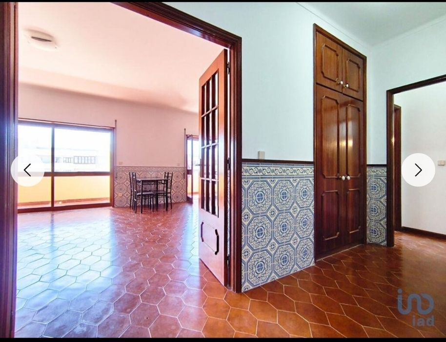 Vendo T1 em Chafé com vista mar