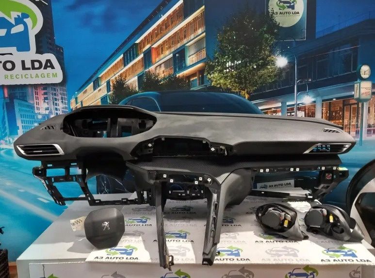 Tablier completo com capa airbag e cintos Peugeot 3008  Peugeot 5008