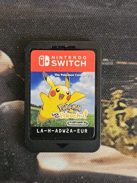Pokemon Let's Go Pikatchu - Nintendo Switch