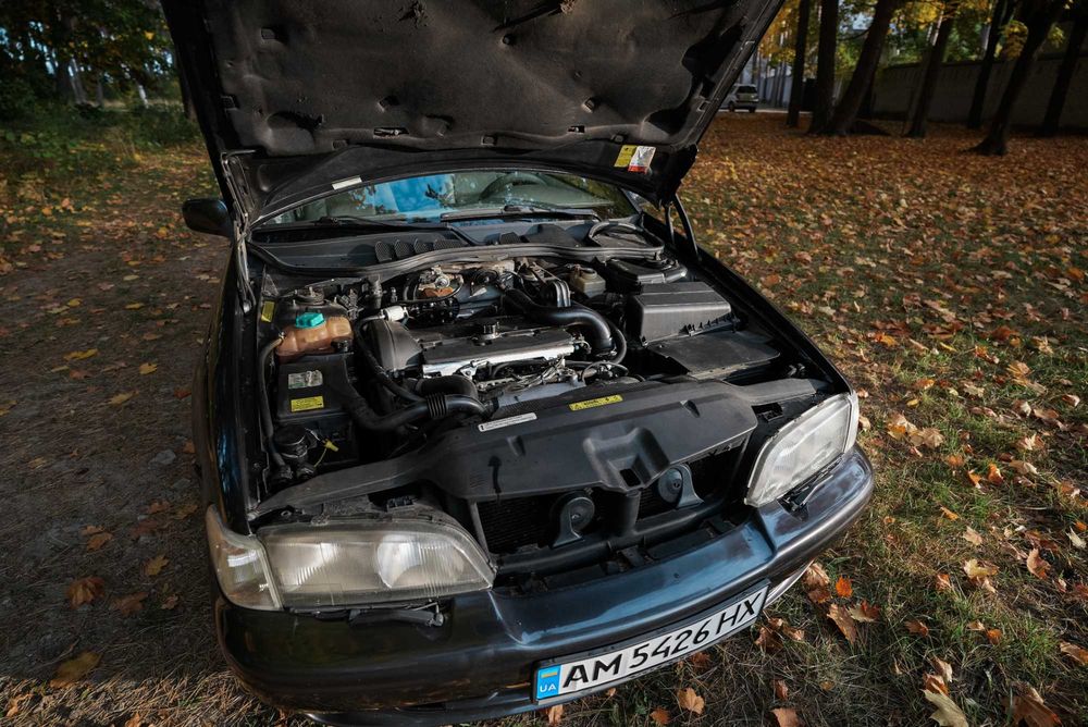 Volvo c70 1 покоління