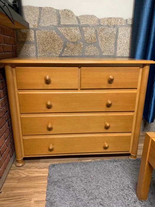 Mobilia de Quarto de Solteiro Completa – Castanho Claro