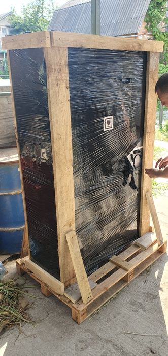 Встановлення та монтаж сонячних панелей і станцій