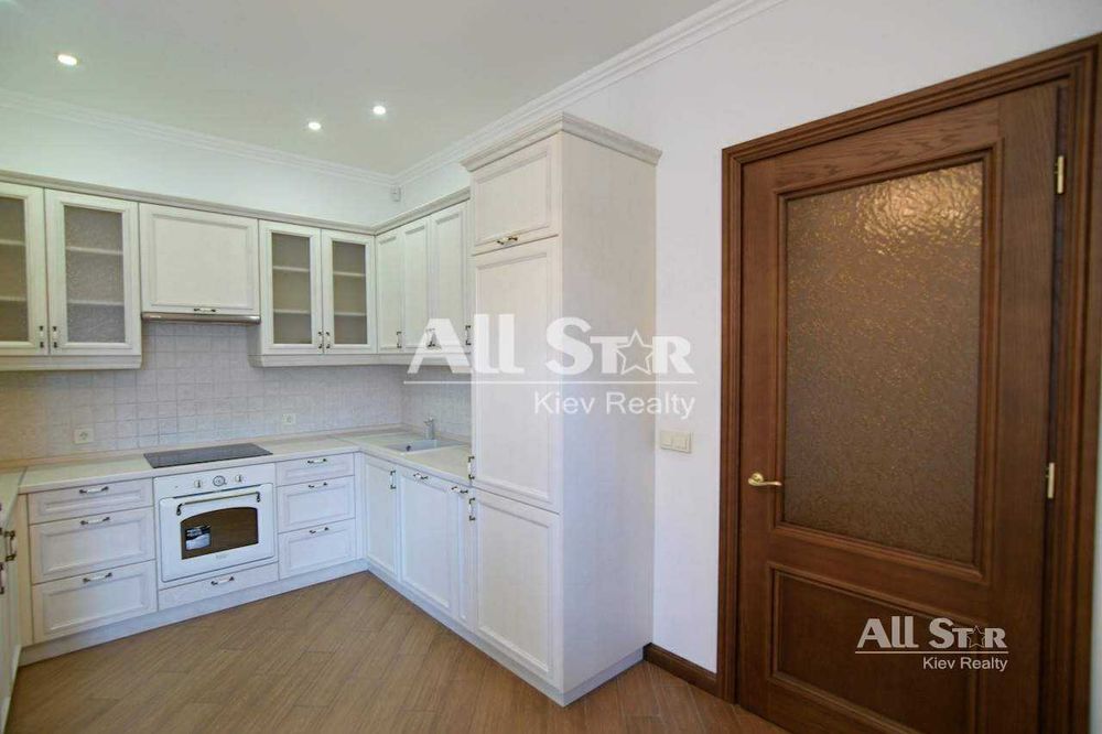 Оренда 4к квартири в Києві, Назарівська вул. 23А Без комісії