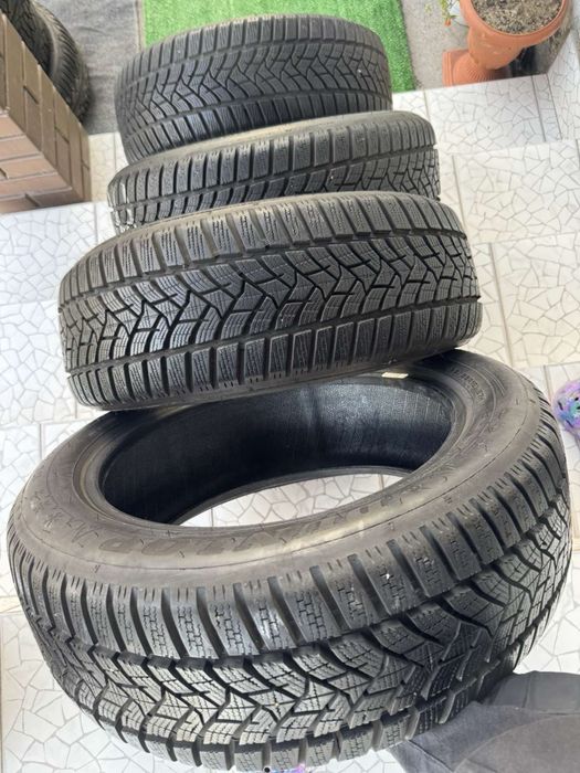 Шини зимові Dunlop 195/55/16