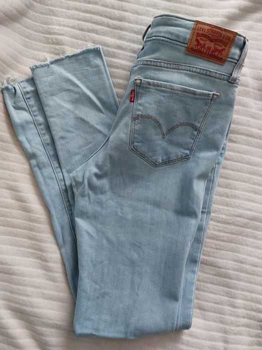 LEVIS jeansy 28 skinny