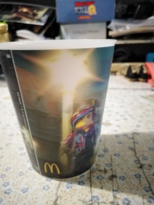 Vendo copo 3d bom estado