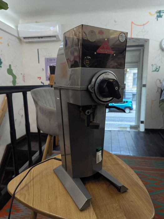 Кавомолка професійна Mahlkonig Guatemala, вживана