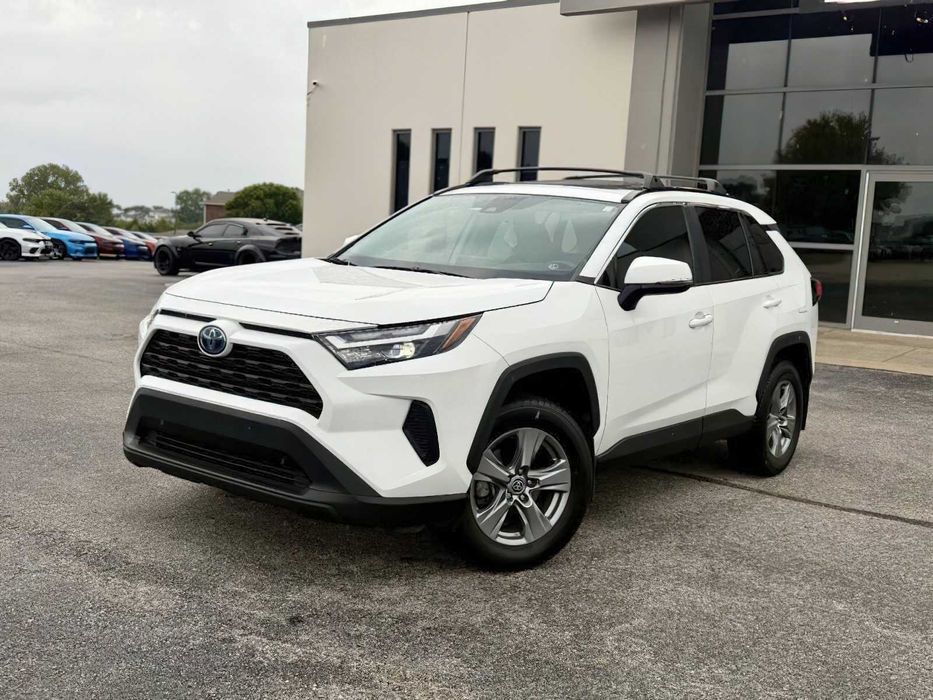 Toyota RAV4 2.5 Hybrid      2023