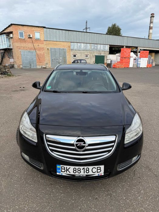 Продам Opel Insignia 2013 року