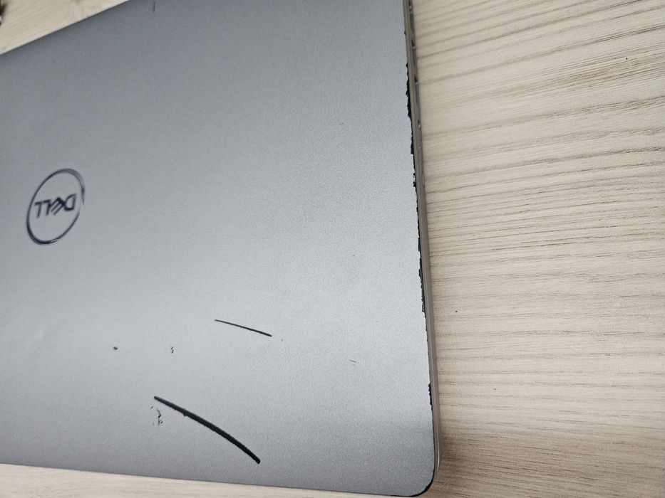 Dell Latitude 5511 i5-10400H/16Gb/SSD 256Gb/Nvidia MX250/15.6" IPS