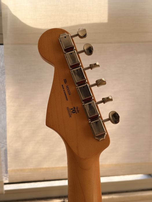 Fender Player 2/II Stratocaster DG20 + FE920 Denim + Strap Tweed + Acessórios