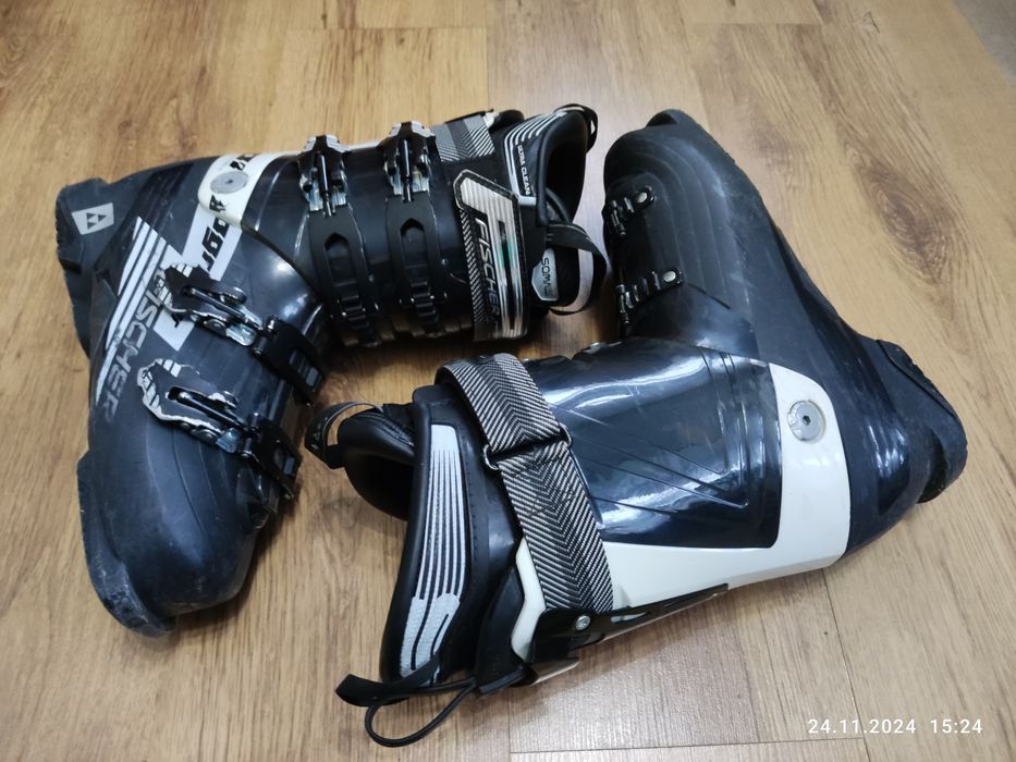 Buty narciarskie Fischer Progressor 11 Rozmiar 27,5