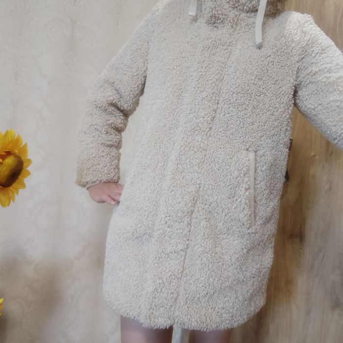 Зимова куртка Esprit барашка