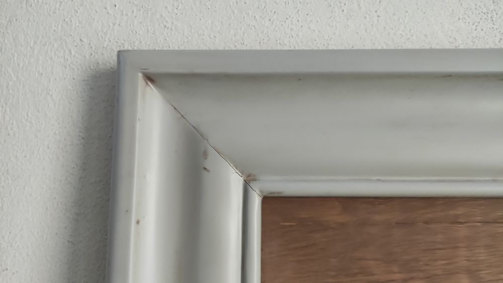 Old Gray Lacquered Frame434689407063828482