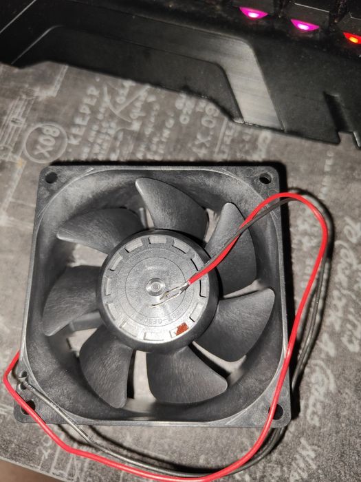 Мощный кулер San Ace 80мм