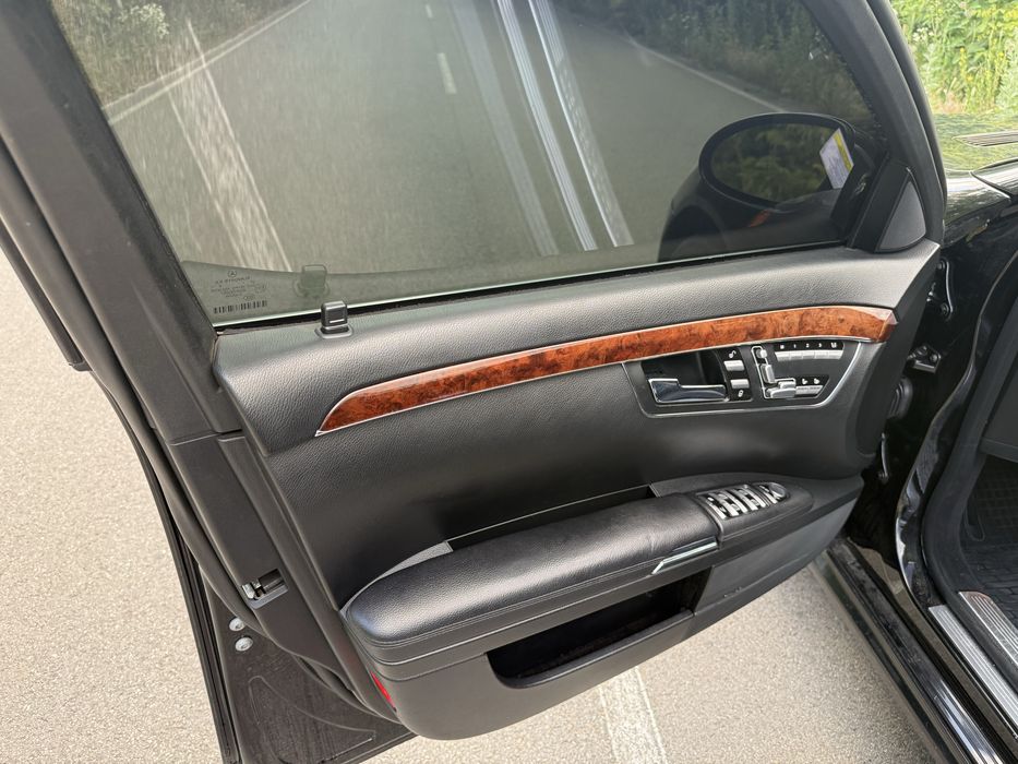 Mercedes-Benz S-Class 2008 VIN WDDNG86X88A194308 фото оголошення 18 з 19